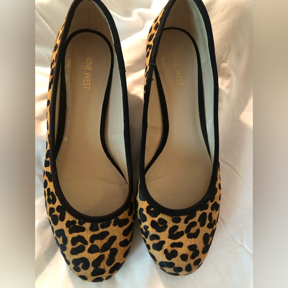 NINE WEST Calf Hair Pony Leopard Block Heels 11